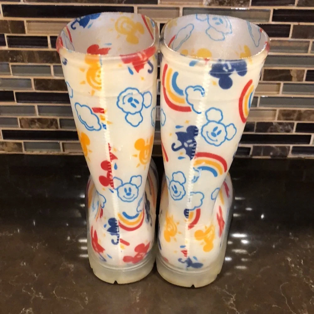 Disney Resorts Tokyo Mickey‎ Mouse rainbow rubber rain boots size S (1-2year)